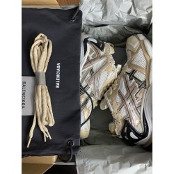 GT Balenciaga Runner Green Beige 677403W3RB39891