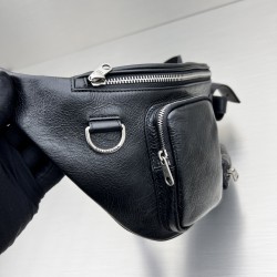 GT Balenciaga Superbusy Beltpack Black Leather 703143210C81000