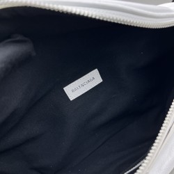 GT Balenciaga Superbusy Beltpack White Leather 703143 210C8 9104