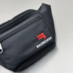 GT Balenciaga Explorer Sporty B Logo Embroidered Beltpack Medium Black