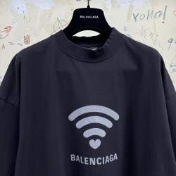 GT Balenciaga LO_VE T-SHIRT MEDIUM FIT IN BLACK/GREY