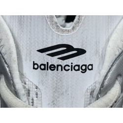 GT Balenciaga Circuit White Silver