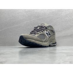 GT New Balance  M2002RA Dark Grey