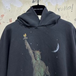 GT Balenciaga Paris Liberty Hoodie Oversized in Black