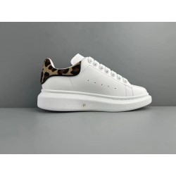 GT Alexander McQueen Oversized Sneaker leopard print back