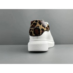 GT Alexander McQueen Oversized Sneaker leopard print back