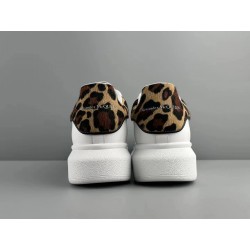 GT Alexander McQueen Oversized Sneaker leopard print back