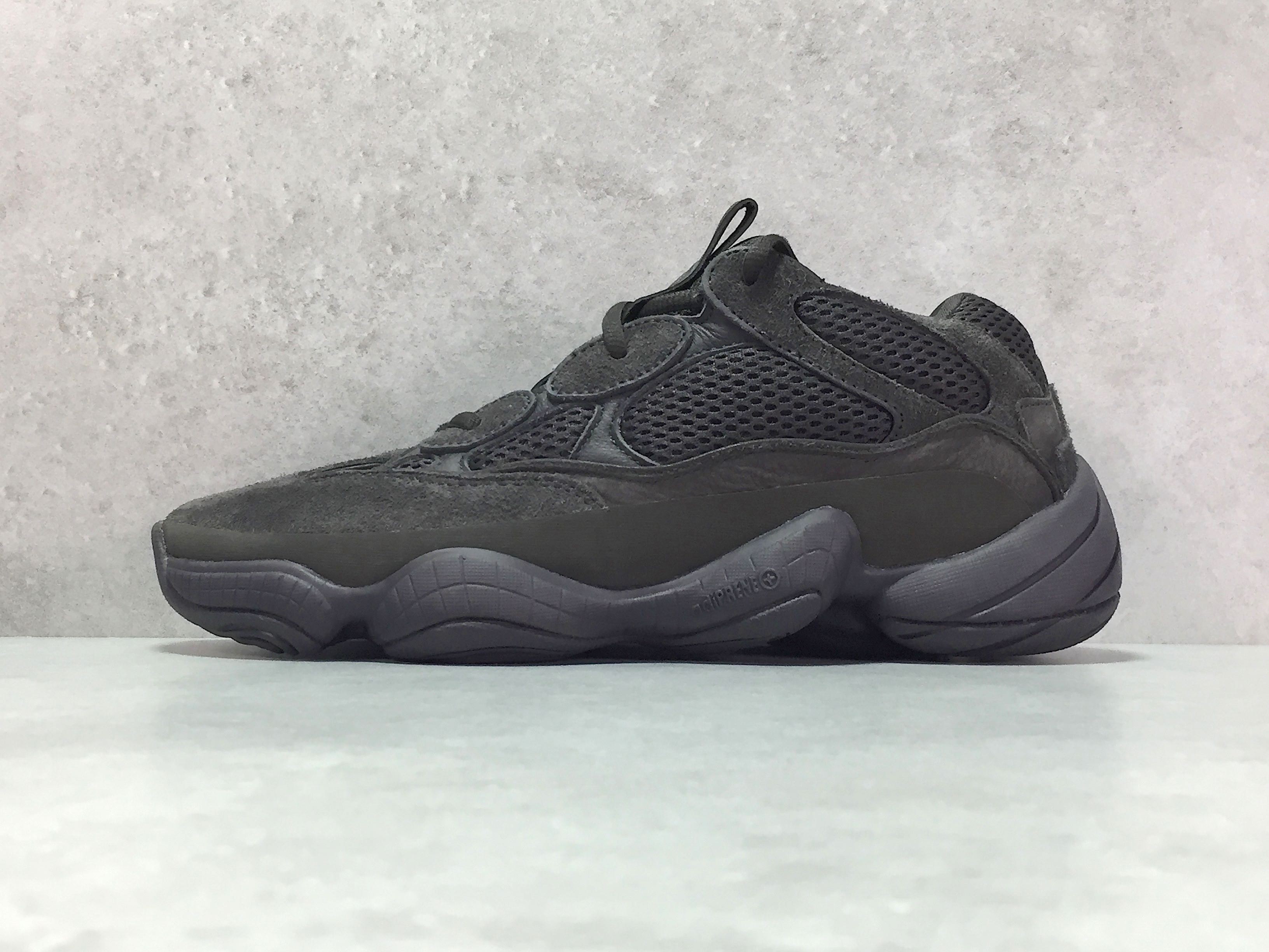 yeezy 500 carbon