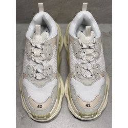 GT Batch Balenciaga Triple S White 2018 Reissue